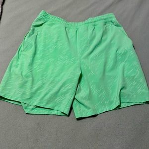 LuluLemon 7” Linerless Pacebreaker Neon Green Size Large